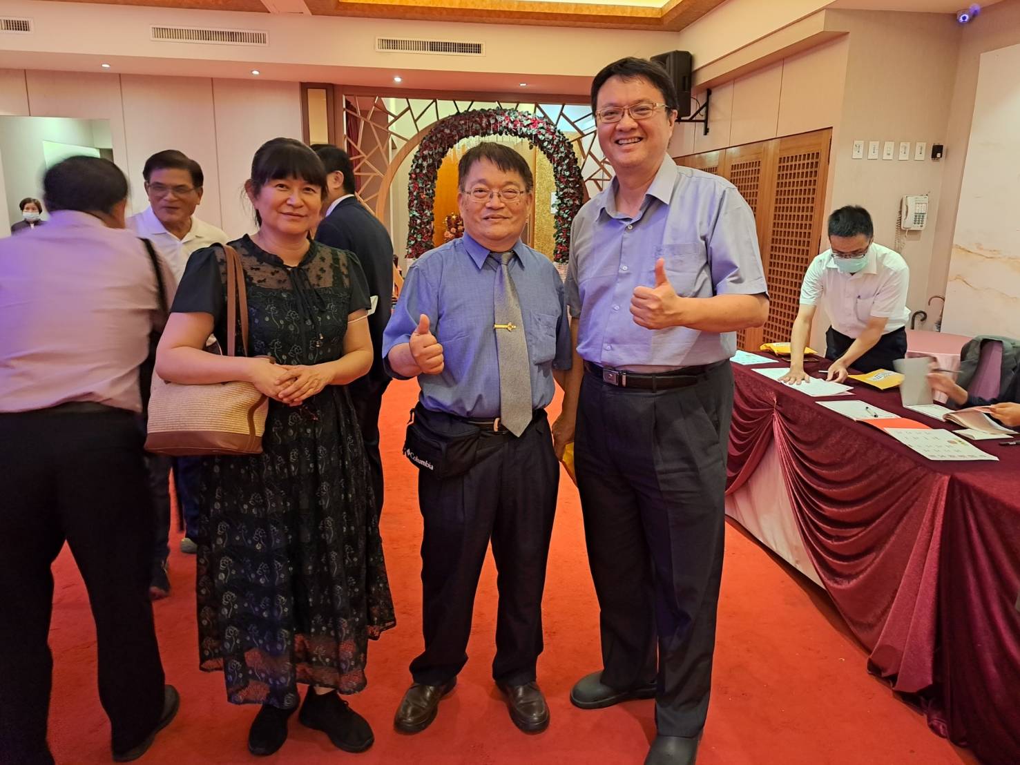 相册封面169063.jpg