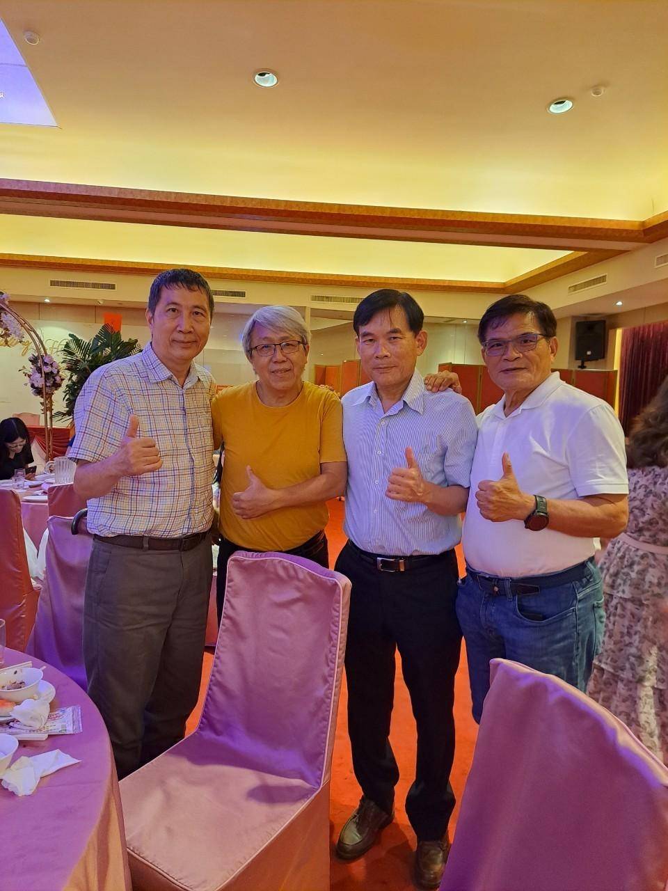 相册封面169063.jpg