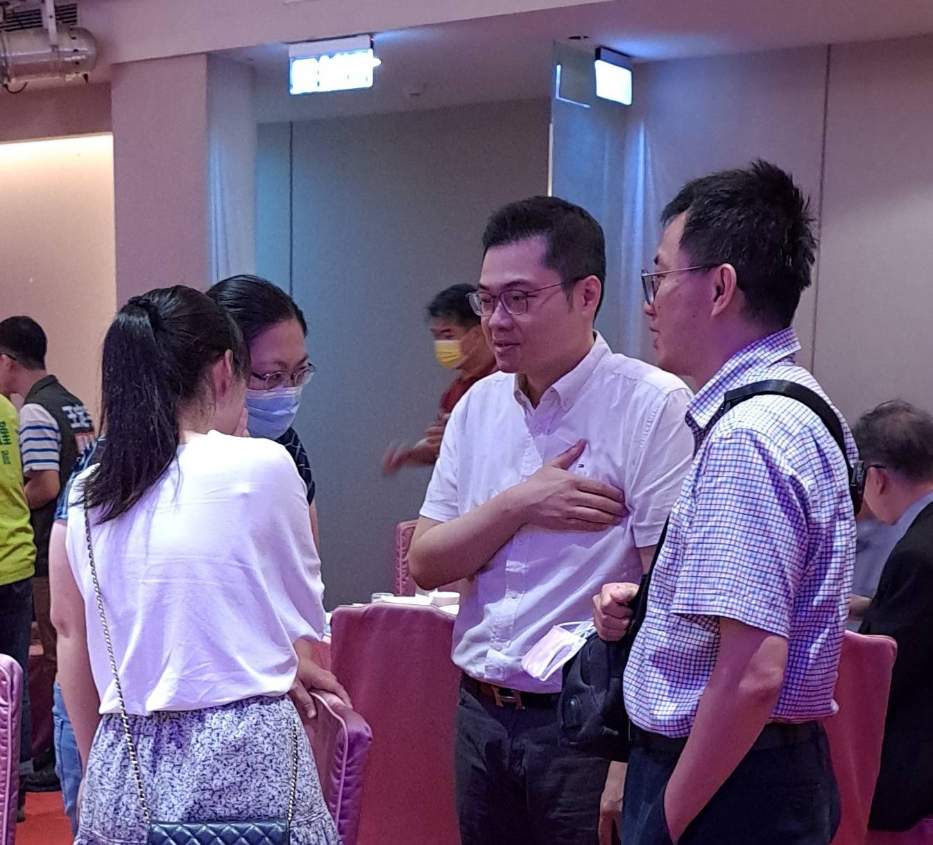 相册封面169063.jpg
