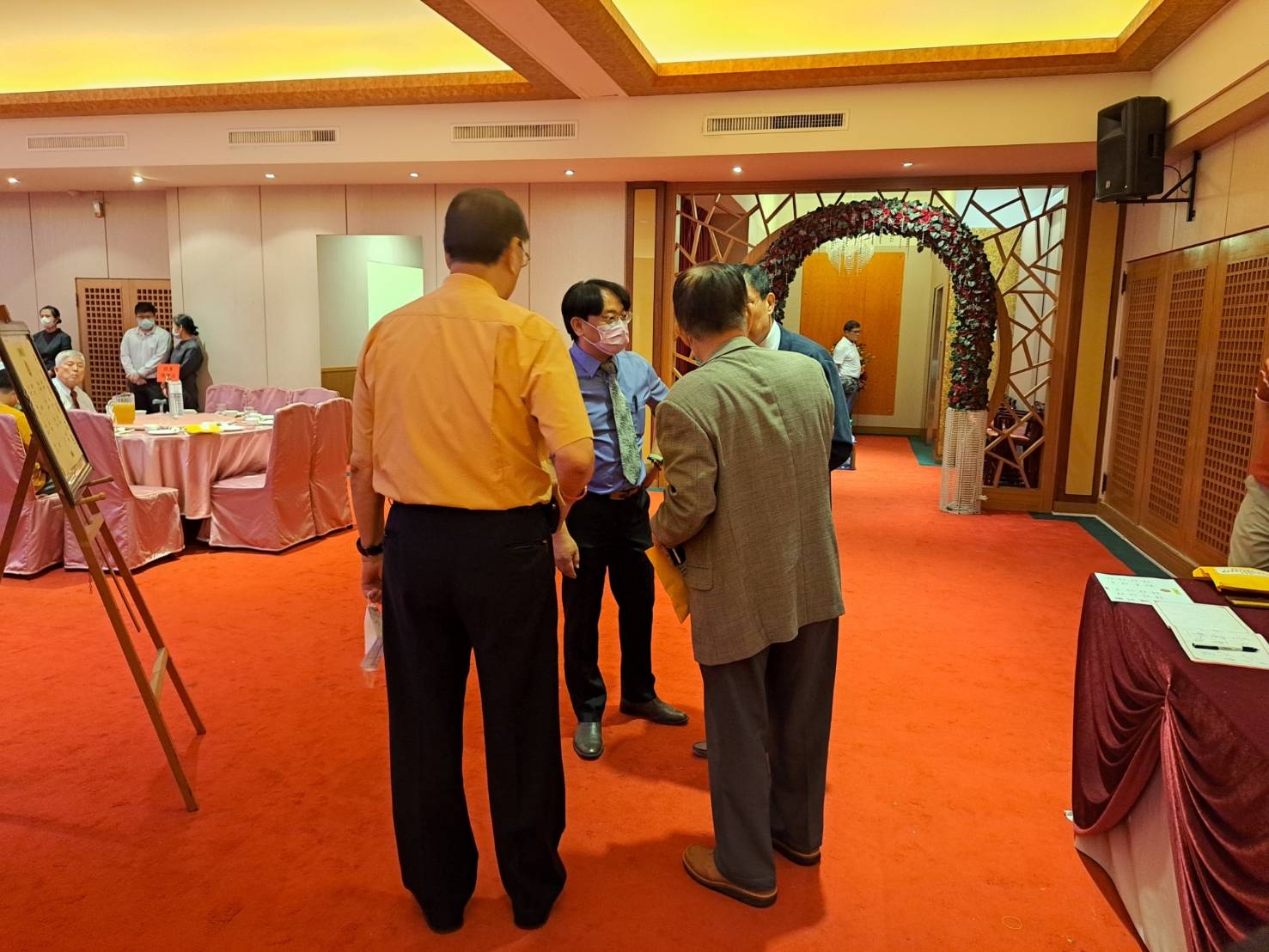 相册封面169063.jpg