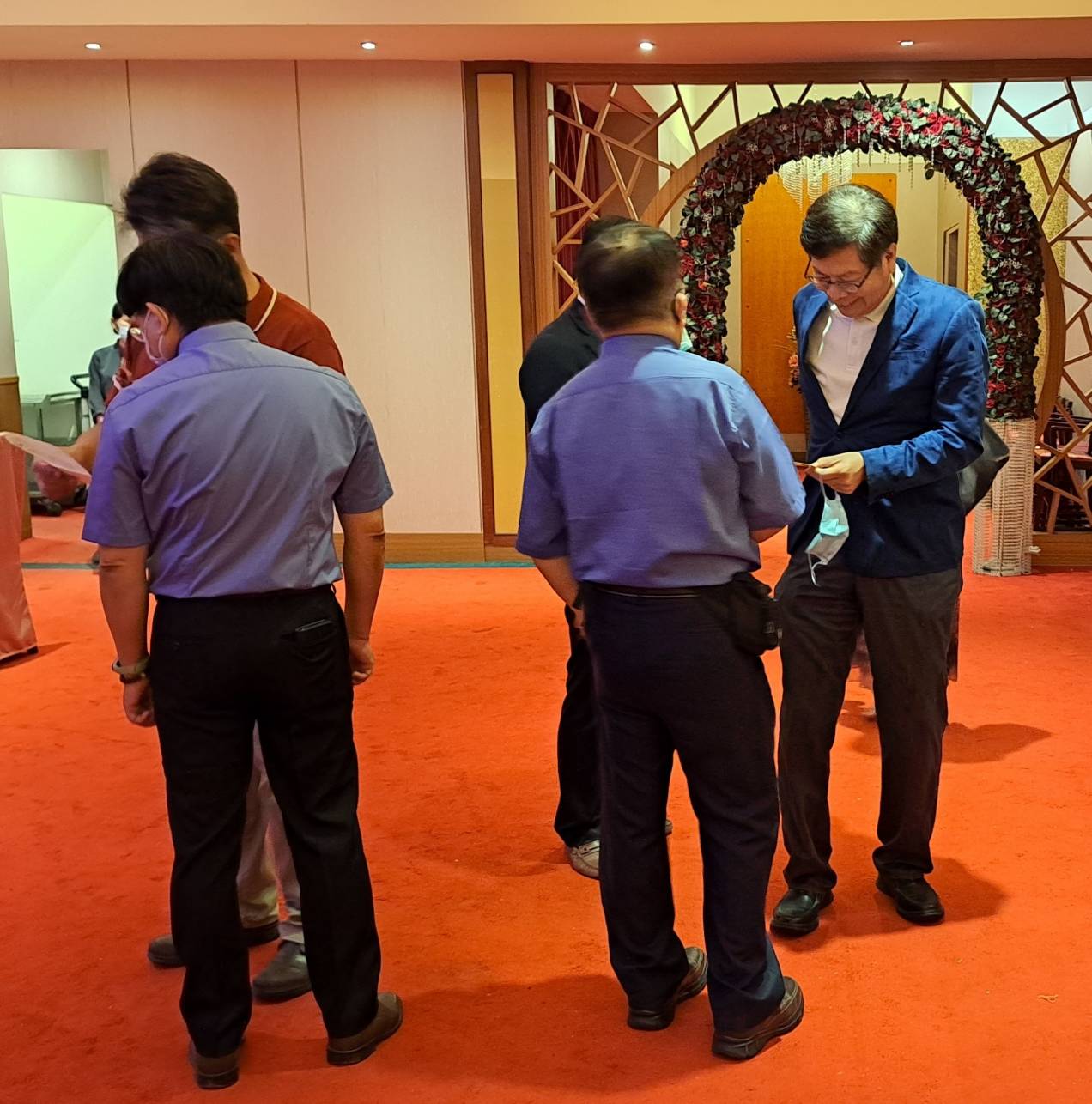 相册封面169063.jpg